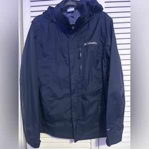 ❌❌SOLD❌❌. Men’s Columbia Rain Jacket